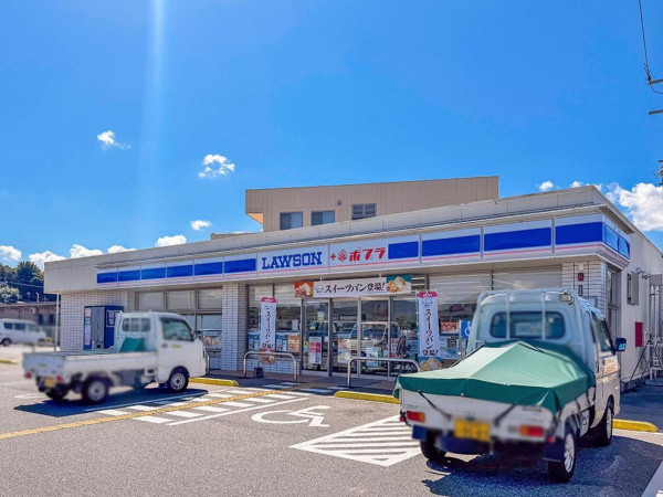 西伯郡伯耆町、新築一戸建てのコンビニ画像です