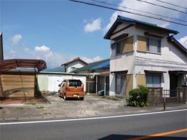 亀山市川崎町、土地の画像です