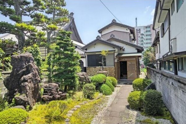 鈴鹿市神戸、中古一戸建ての画像です