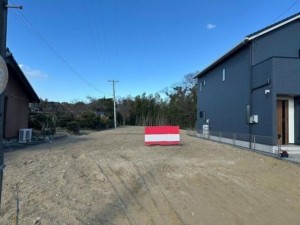 亀山市南野町、土地の画像です