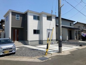 鈴鹿市弓削町、新築一戸建ての画像です