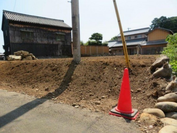 鈴鹿市秋永町、土地の画像です