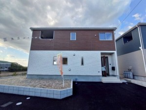 鈴鹿市若松北、新築一戸建ての画像です