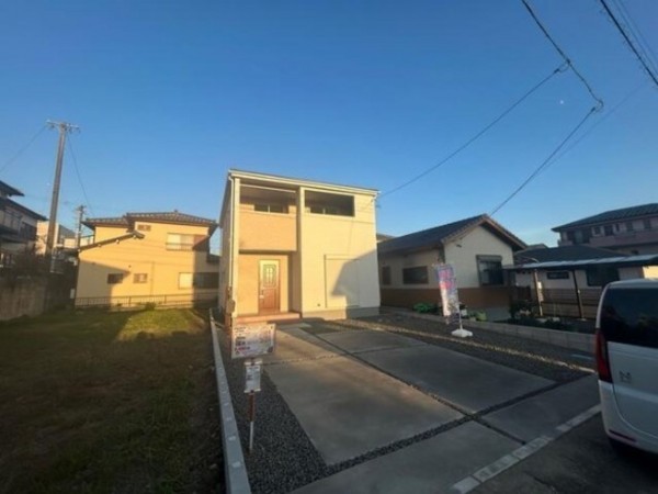 鈴鹿市自由ヶ丘、新築一戸建ての画像です