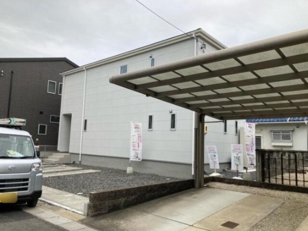 鈴鹿市東磯山、新築一戸建ての画像です
