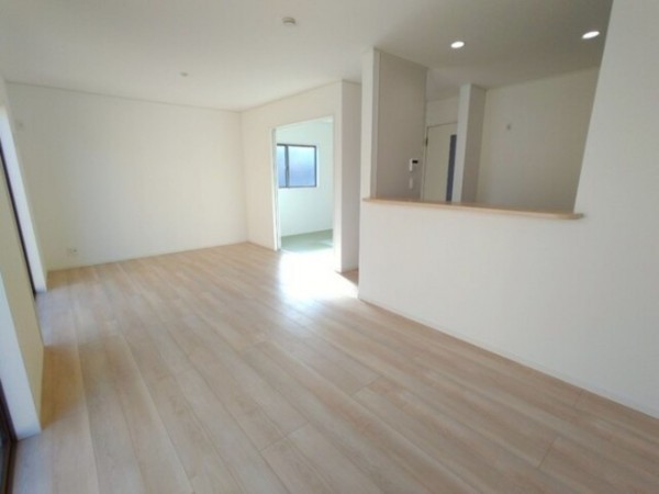 鈴鹿市長太栄町、新築一戸建ての画像です