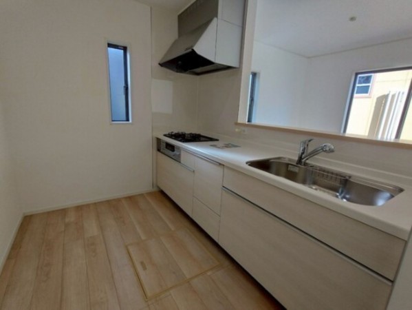 鈴鹿市長太栄町、新築一戸建ての画像です