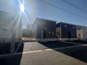 亀山市羽若町、新築一戸建ての画像です