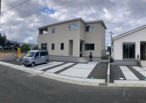 亀山市羽若町、新築一戸建ての画像です
