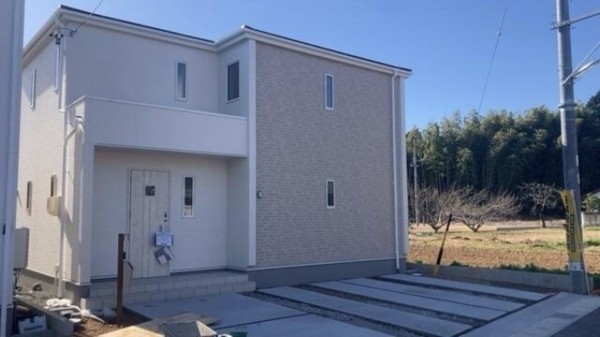 亀山市羽若町、新築一戸建ての画像です