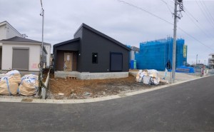 亀山市羽若町、新築一戸建ての画像です