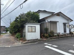鈴鹿市高塚町、土地の画像です
