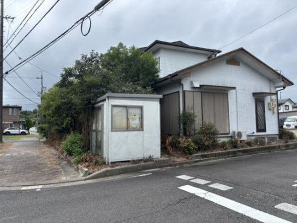 鈴鹿市高塚町、土地の画像です