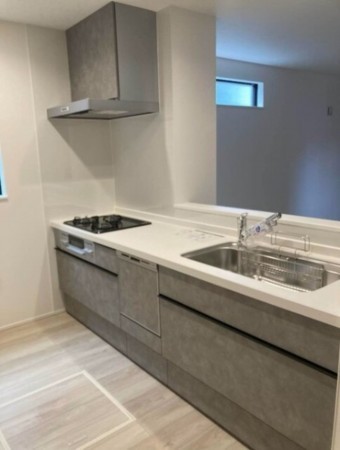 亀山市山下町、新築一戸建ての画像です