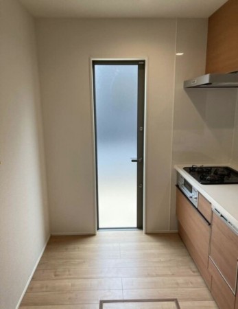 亀山市山下町、新築一戸建ての画像です