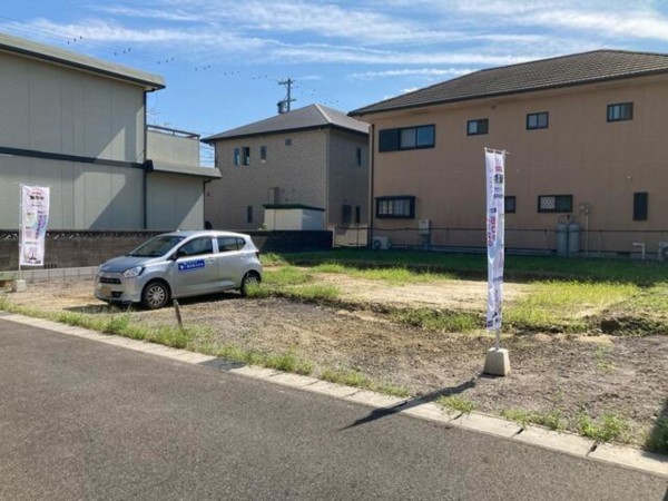 鈴鹿市東磯山、新築一戸建ての画像です