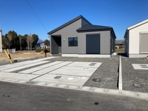 亀山市能褒野町、新築一戸建ての画像です