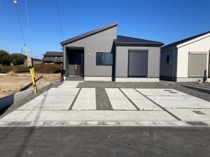 亀山市能褒野町、新築一戸建ての画像です