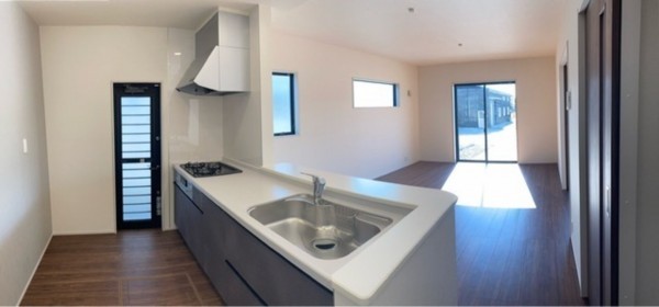 亀山市能褒野町、新築一戸建ての画像です