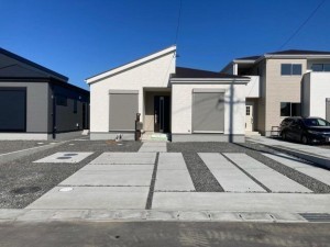 亀山市能褒野町、新築一戸建ての画像です