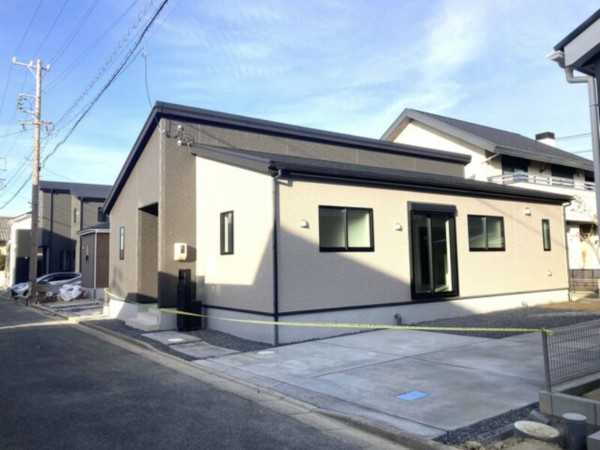 鈴鹿市長太新町、新築一戸建ての画像です