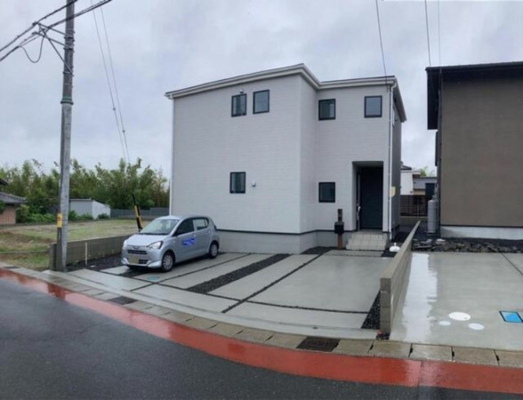 亀山市布気町、新築一戸建ての画像です