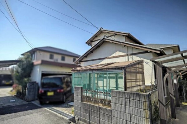 鈴鹿市白子、中古一戸建ての間取り画像です