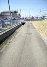 鈴鹿市飯野寺家町、土地の画像です