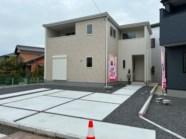 鈴鹿市南玉垣町、新築一戸建ての画像です