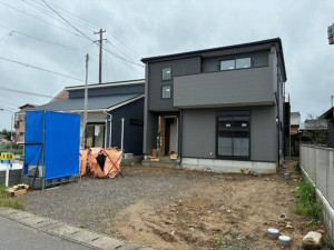 亀山市天神、新築一戸建ての画像です