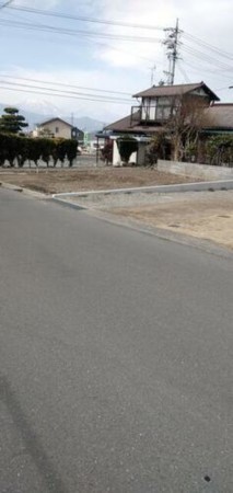 須坂市臥竜２丁目、土地の画像です