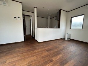 上高井郡高山村大字中山、中古一戸建ての居間画像です
