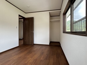 上高井郡高山村大字中山、中古一戸建ての寝室画像です