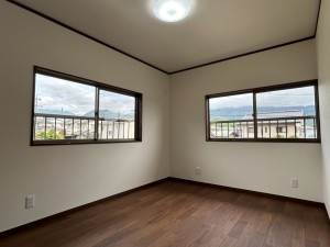 上高井郡高山村大字中山、中古一戸建ての寝室画像です
