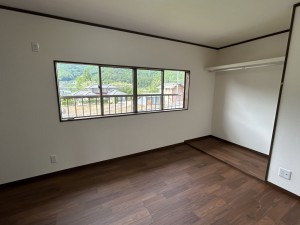 上高井郡高山村大字中山、中古一戸建ての子ども部屋画像です