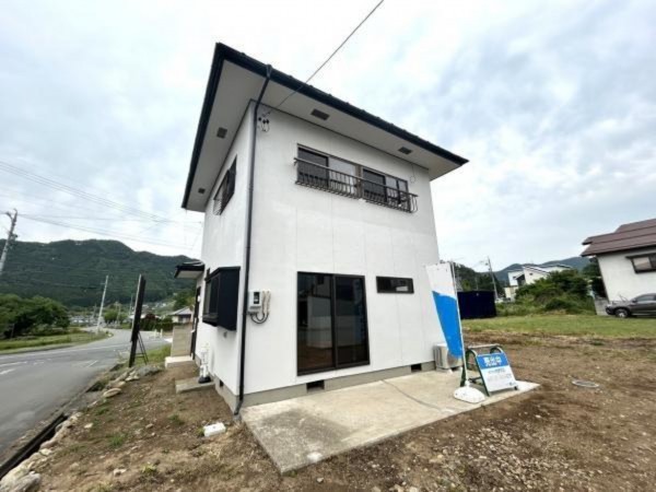 上高井郡高山村大字中山、中古一戸建ての外観画像です