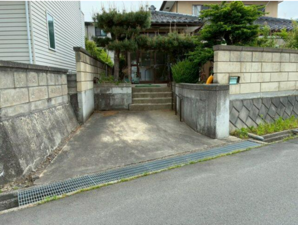 須坂市大字亀倉、中古一戸建ての画像です