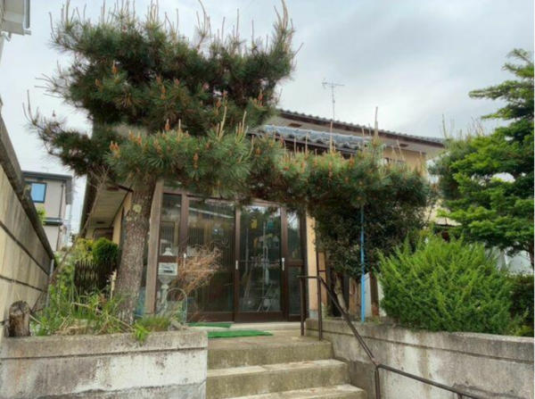 須坂市大字亀倉、中古一戸建ての画像です