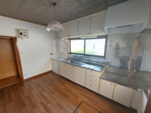 須坂市大字小河原、中古一戸建てのキッチン画像です
