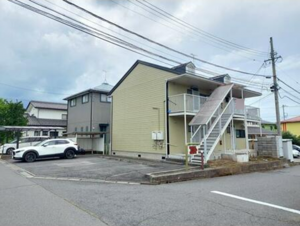 須坂市大字塩川、収益物件/アパートの間取り画像です
