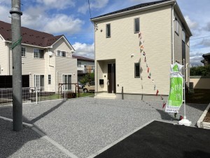 長野市大字北堀、新築一戸建ての駐車場画像です