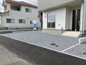 長野市大字北堀、新築一戸建ての駐車場画像です