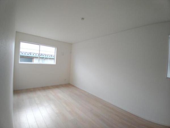 長野市松岡１丁目、新築一戸建ての画像です