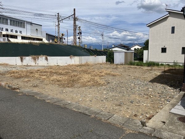 長野市吉田４丁目、土地の画像です