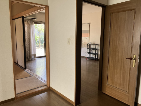 上高井郡高山村大字高井紫、中古一戸建ての画像です