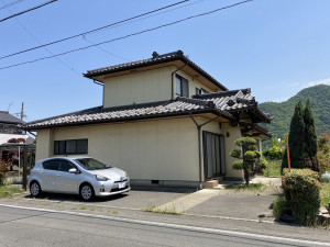 長野市若穂綿内、中古一戸建ての画像です
