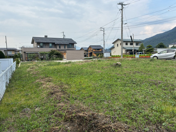 上高井郡小布施町大字中松松の実、土地の画像です