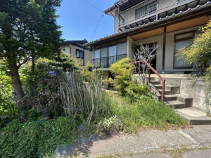 須坂市大字日滝、中古一戸建ての画像です