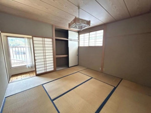 須坂市大字日滝、中古一戸建ての画像です