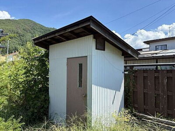 須坂市大字坂田、中古一戸建ての画像です